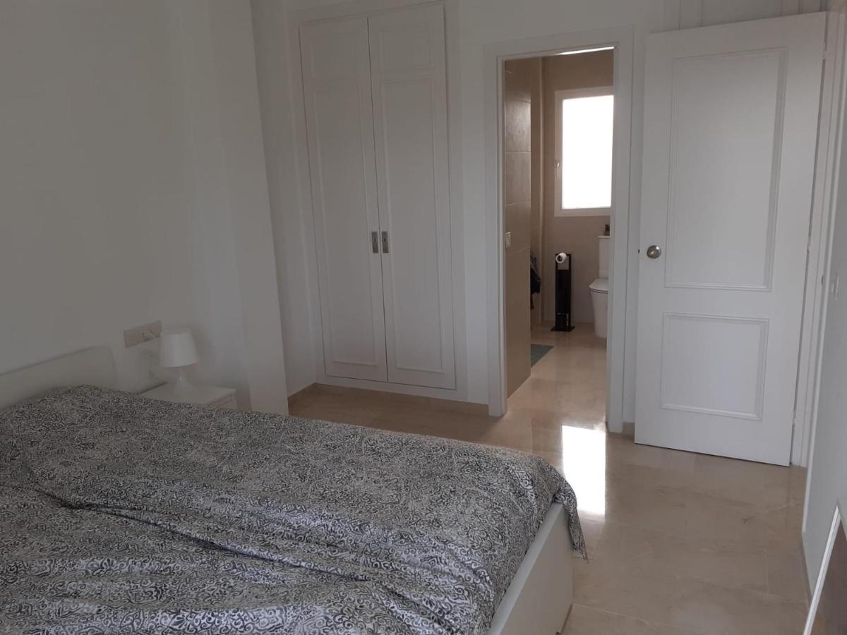 Estepona Golf Apartment מראה חיצוני תמונה